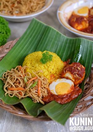 Foto resep Nasi kuning Samarinda