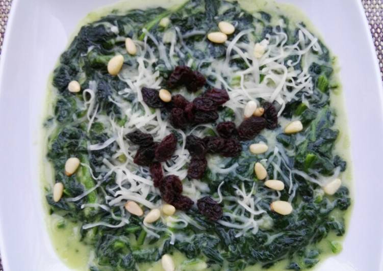 Espinacas a la crema con queso