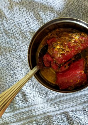 લાલ મરચાં નું અલ્હાબાદી અથાણું (Lal Marcha Allhabadi Athanu Recipe In Gujarati) રેસીપી મુખ્ય ફોટો