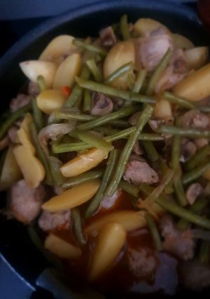 Une photo de Poêle saucisse, légumes façon paysanne