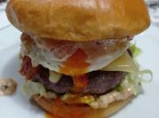 Una foto de supremas beef
