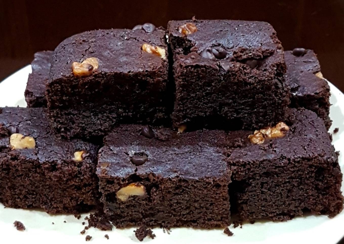 Title-Eggless whole-wheat walnut brownie