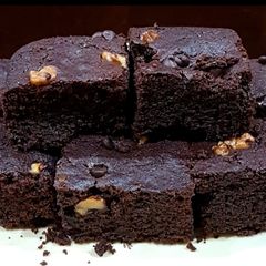 A picture of Title-Eggless whole-wheat walnut brownie.