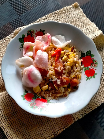 Langkah Mudah untuk Menyiapkan Nasi Goreng Sosis yang Menggugah Selera