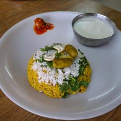 A picture of Masale bhat.