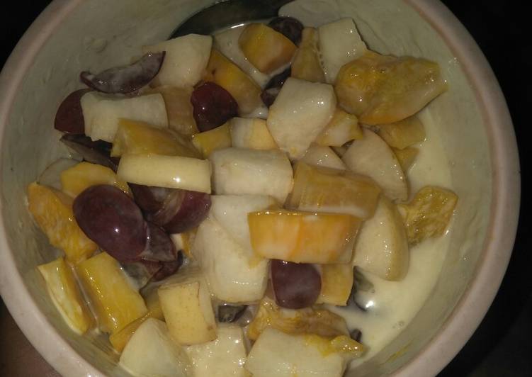 Langkah Mudah untuk Menyiapkan Salad Buah Deso, Menggugah Selera