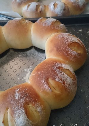 鮮奶煉乳餐包 的食譜成品照片