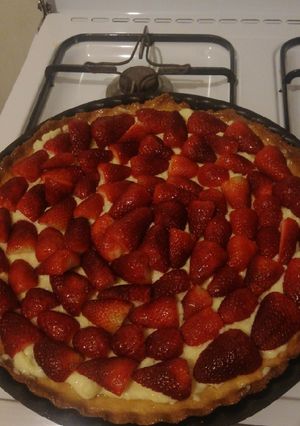 A picture of Strawberry French Pie.