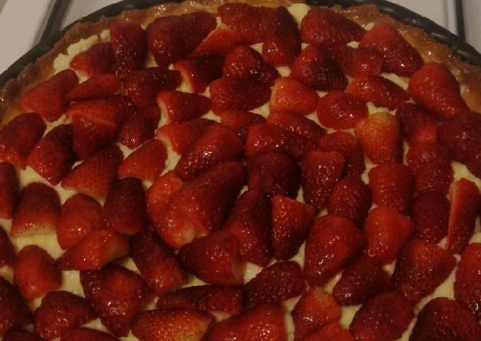 strawberry-french-pie-recipe-by-mia-maria-cookpad