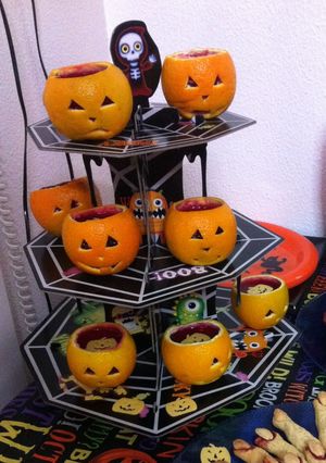 Φωτογραφία της συνταγής Jack o' Lanterns από πορτοκάλια (Orange Jack o' Lanterns) 🎃🎃🎃