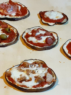 Foto di Pizzette di melanzane