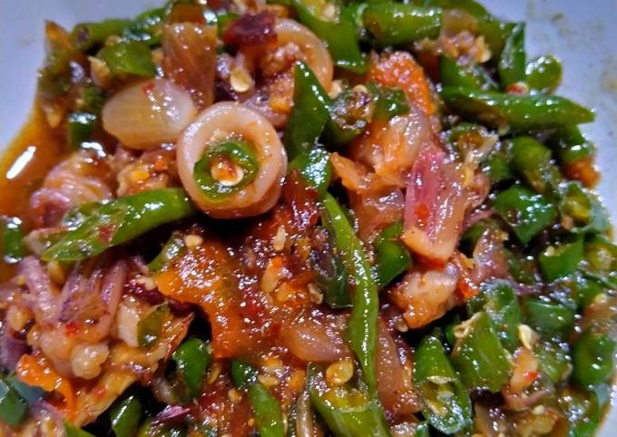 Sambal cumi cabai ijo