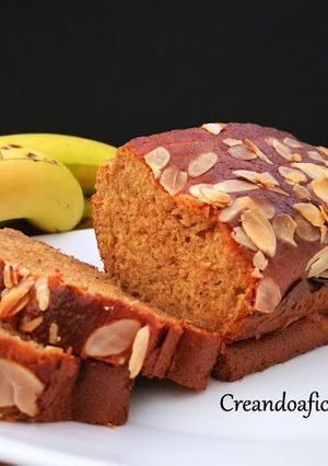 Una foto de Bizcocho de plátano fácil