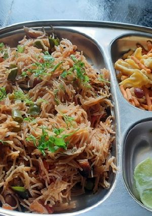 A picture of Green peas Vermicelli upma.