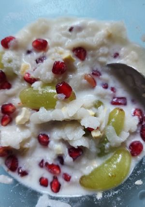 A picture of Dahi choora/ poha.