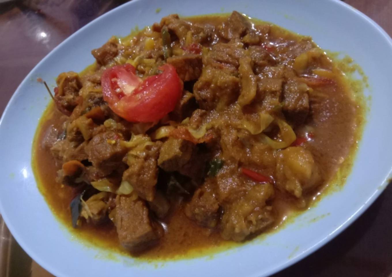 Tongseng daging (rasa rendang)