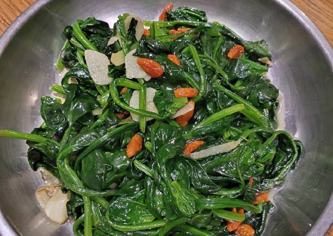 Sauteed Spinach