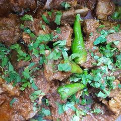 A picture of Namkeen goshat.