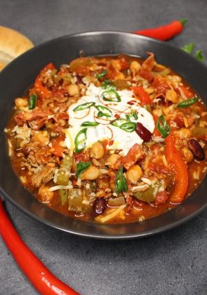 Chili con Carne Variation mit Chorizo Salami & Kichererbsen Rezepthauptbild