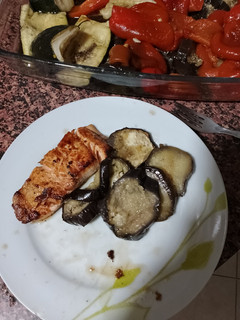 Una foto de Berenjenas asadas para guarnición