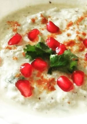 A picture of Dahi Vada.
