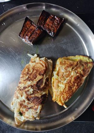 ডিমের অমলেট (dimer omelette recipe in Bengali) রেসিপির প্রধান ছবি