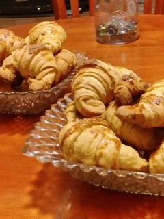Una foto de Croissant con manjar blanco 🥐