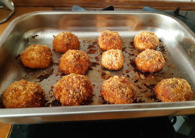 Steps to Prepare Veloce Polpette di ricotta e mortadella