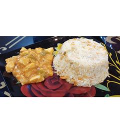 A picture of Egg fried rice with Manchurian.