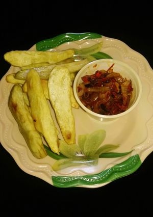 A picture of Fried sweet potatoes.