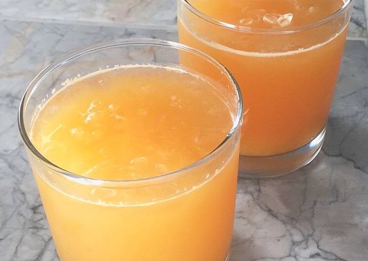 How to Make Homemade Orange Lime Mimosas