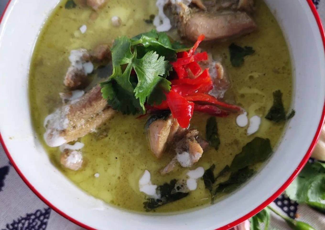 Green Curry Chicken (Kari Ayam Hijau)