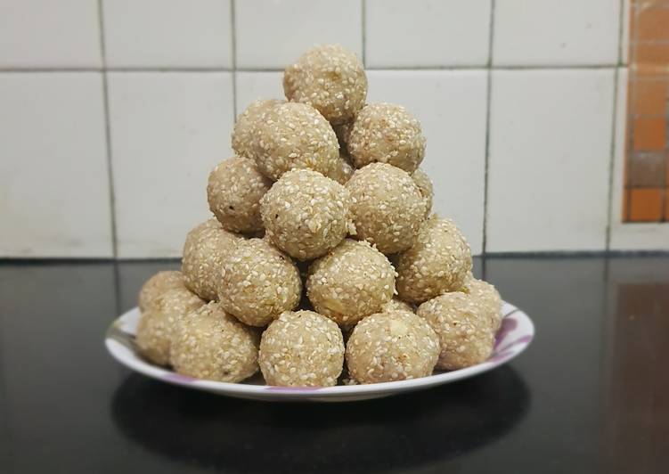 Til ke ladoo