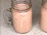 Strawberry banana smoothie