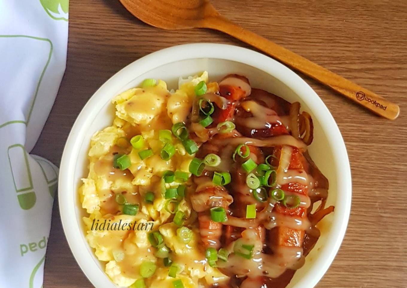 Bagaimana Menyiapkan Nasi Sosis Mayo, Bikin Ngiler