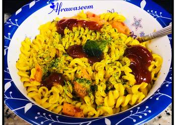 Ready to Serve Schezwan macaroni pasta with garlic mayonnaise Restaurant Style