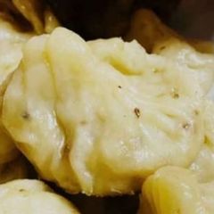 A picture of Steamed momos.