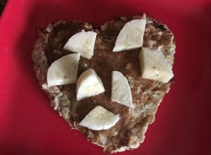 Una foto de Pancake de guineo y avena