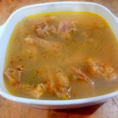 A picture of Desi murgh yukhni.