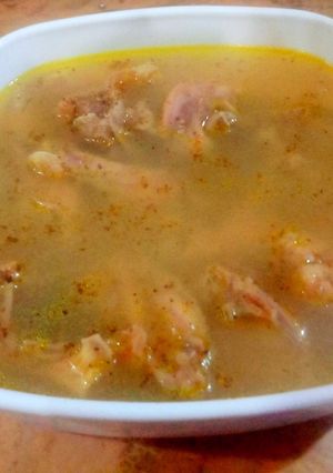 A picture of Desi murgh yukhni.