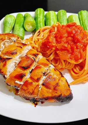Hình của món Ức gà nướng mật ong.