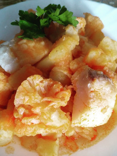 Una foto de Bacalao con coliflor y patatas