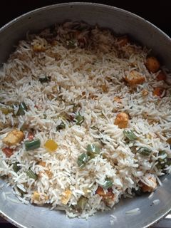 பன்னீர் புலாவ் (paneer pulav recipe in tamil) செய்முறை முக்கிய புகைப்படம்