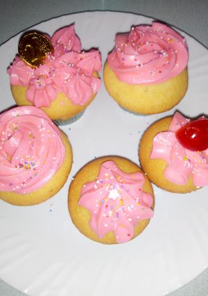 A picture of Orange cupcakes.