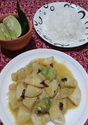 লবঙ্গ দিয়ে ঝিঙ্গে আলুপোস্ত(Labango diye jhinge aluposto recipe in Bengali) রেসিপির প্রধান ছবি