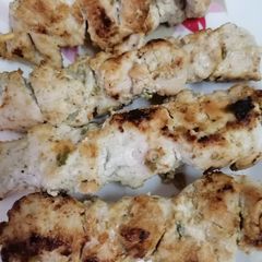 A picture of Chicken malai boti.