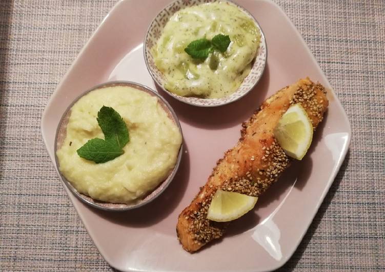 Lachs mit Schmorgurken und Kartoffel-Sellerie-Püree