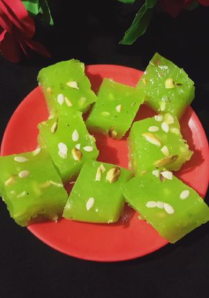 બોમ્બે કરાચી હલવો રેસીપી મુખ્ય ફોટો