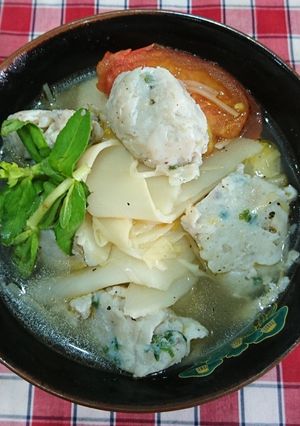 Hình của món Canh măng chua cá thác lác.