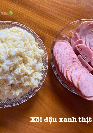 Hình của món Xôi đậu xanh nấu bằng nồi cơm điện.